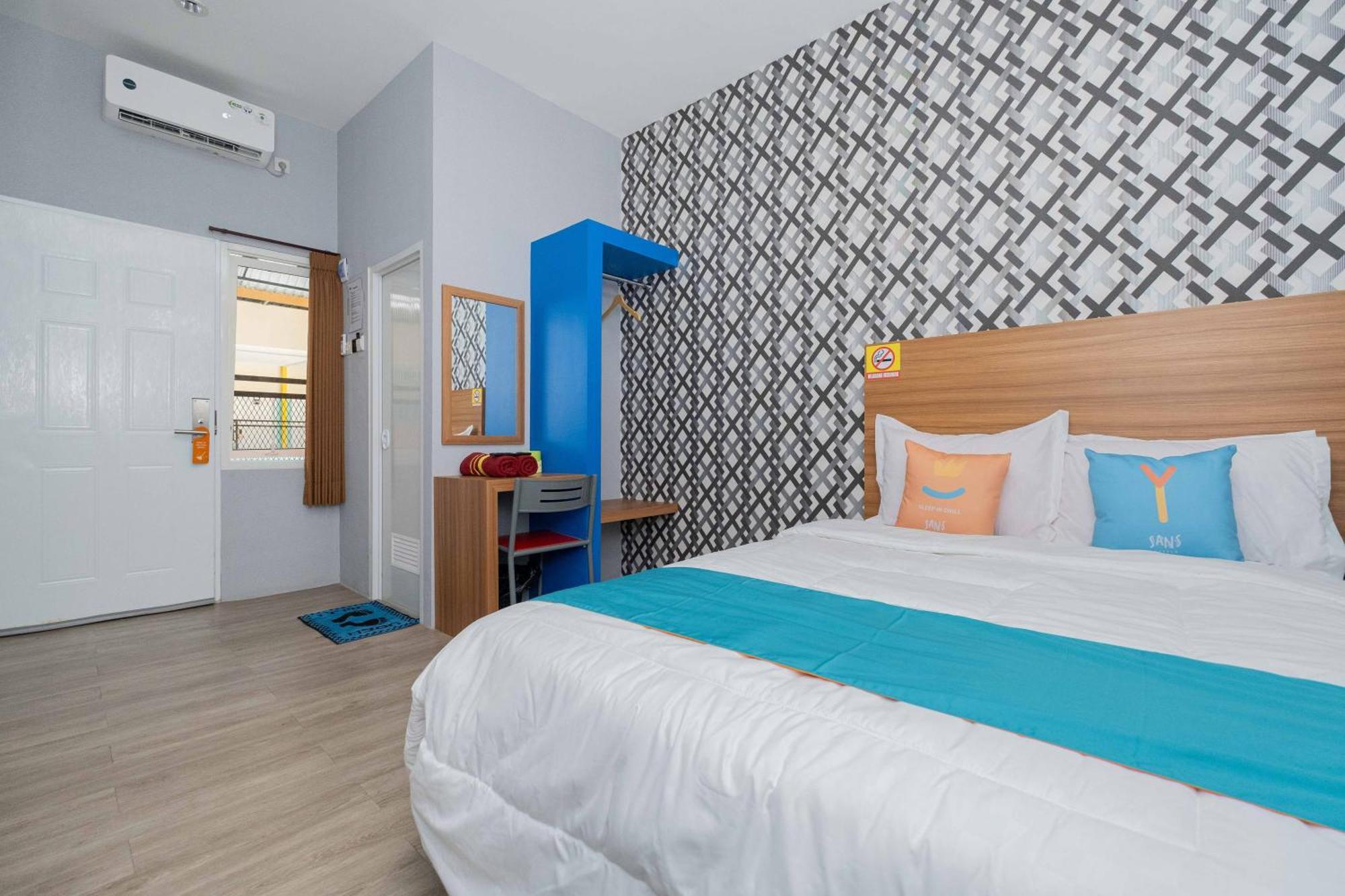 Sans Wm Hotel Blitar Dış mekan fotoğraf