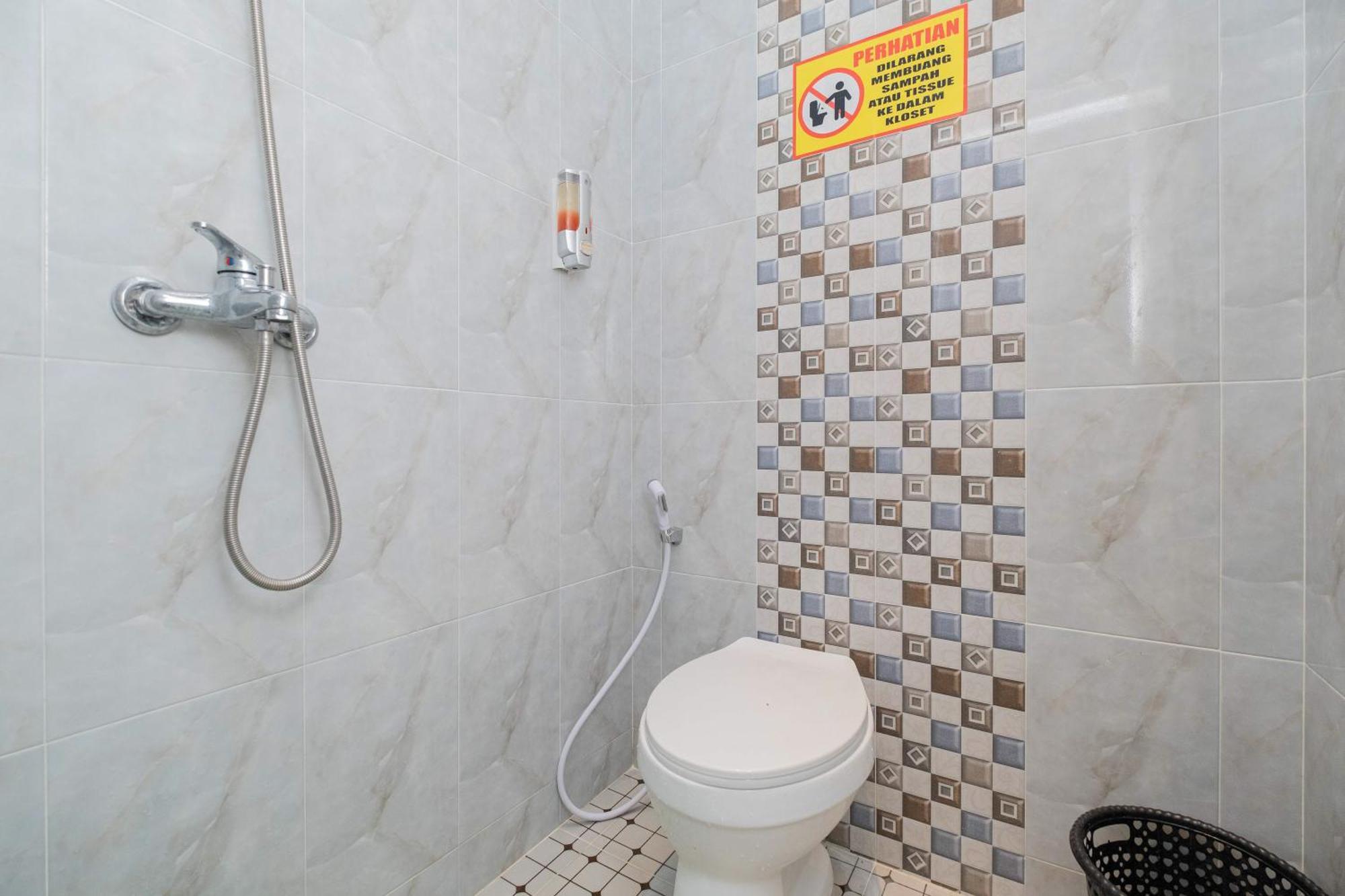 Sans Wm Hotel Blitar Dış mekan fotoğraf