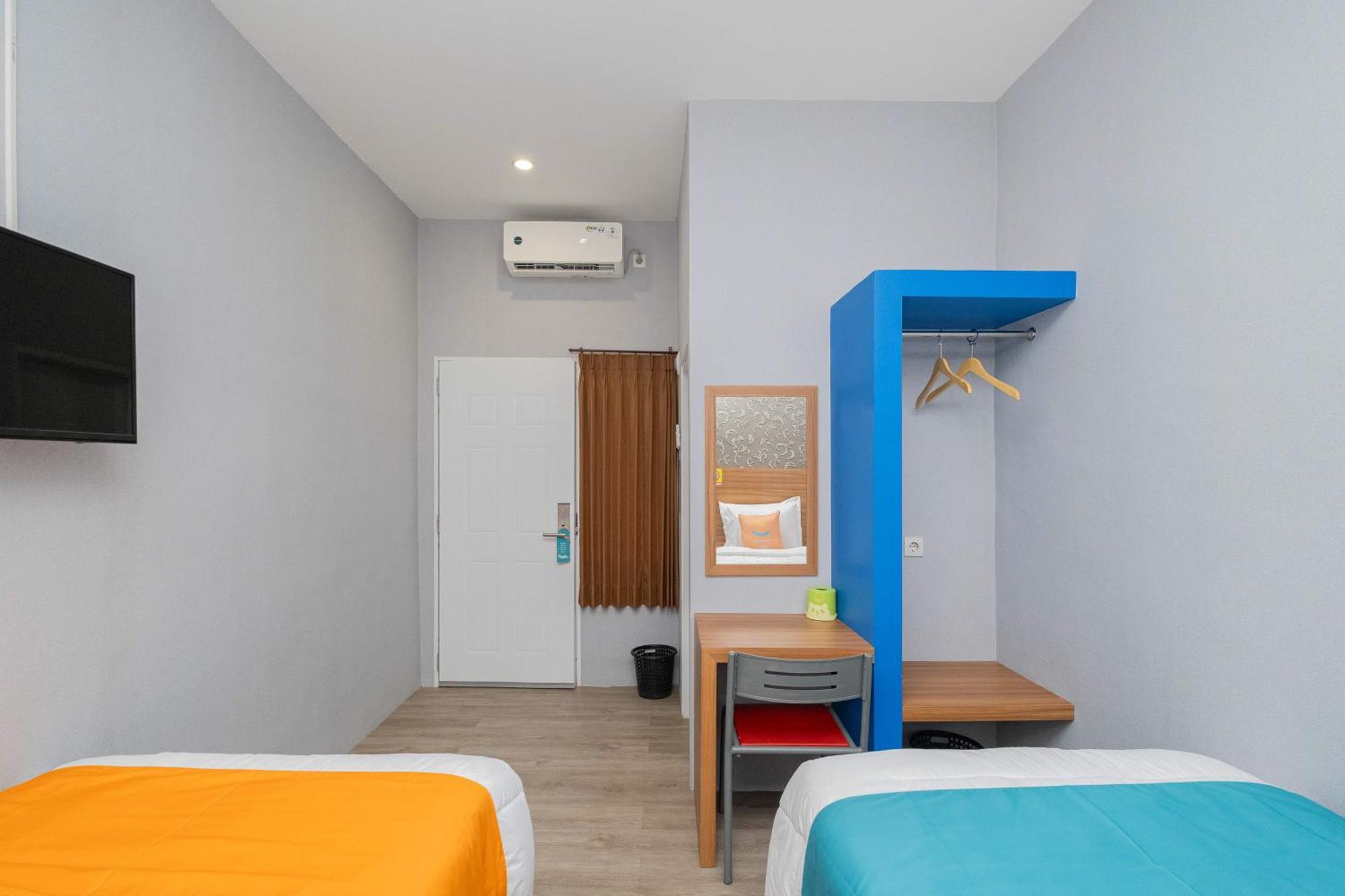 Sans Wm Hotel Blitar Dış mekan fotoğraf