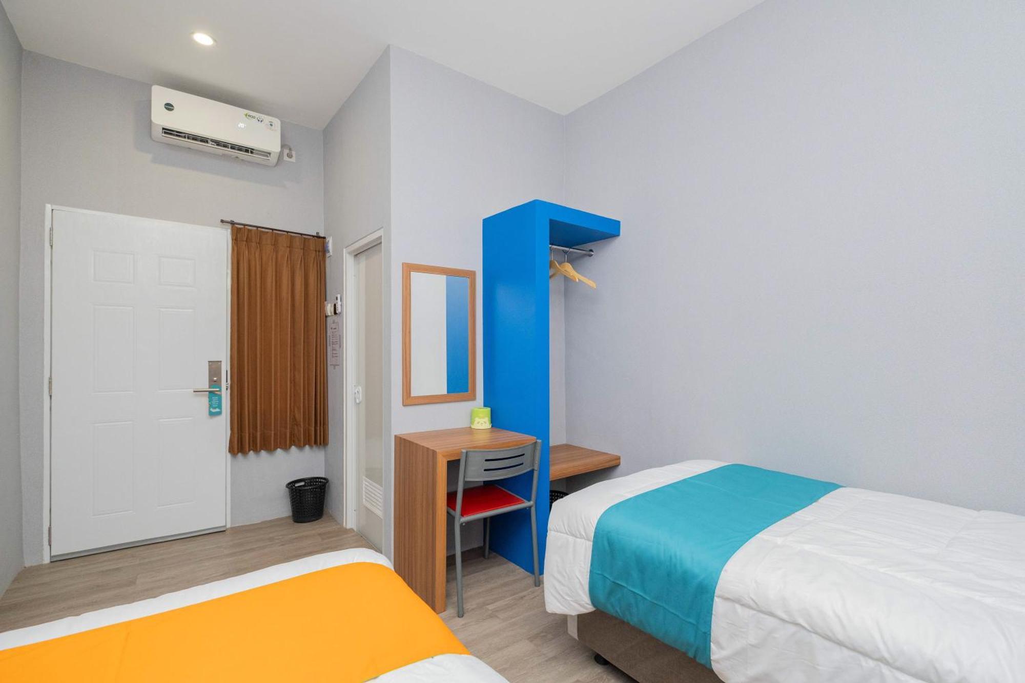 Sans Wm Hotel Blitar Dış mekan fotoğraf