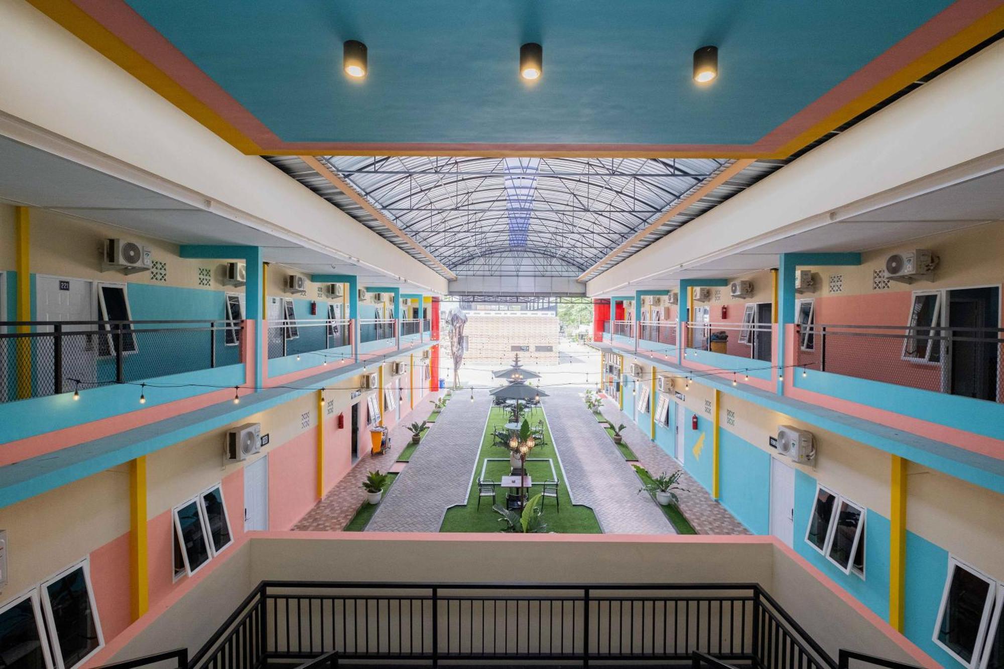 Sans Wm Hotel Blitar Dış mekan fotoğraf